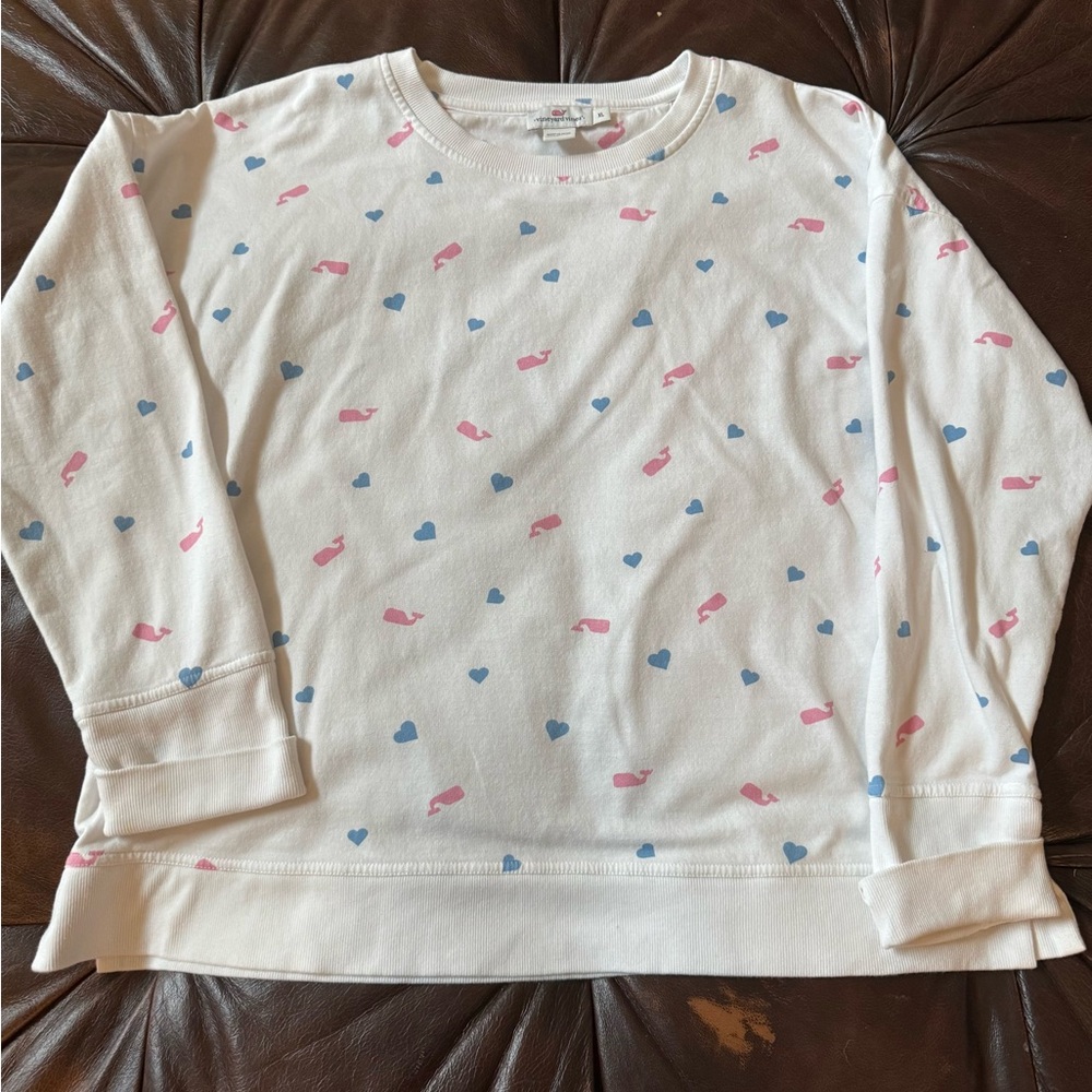 XL Vineyard Vines All-Over Print Sweatshirt “gender reveal” pink and blue whale